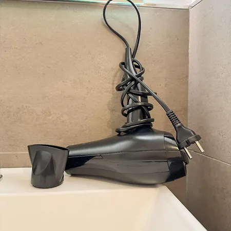 Artstay - Exclusive In Porta Romana, Free Parking Appartamento